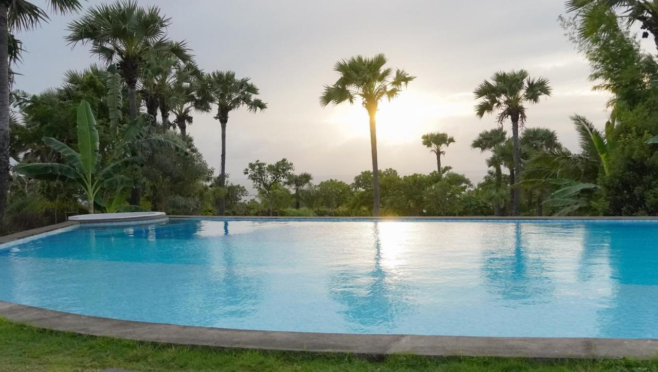 Palm Springs Bali Dive Resort Tulamben Kültér fotó
