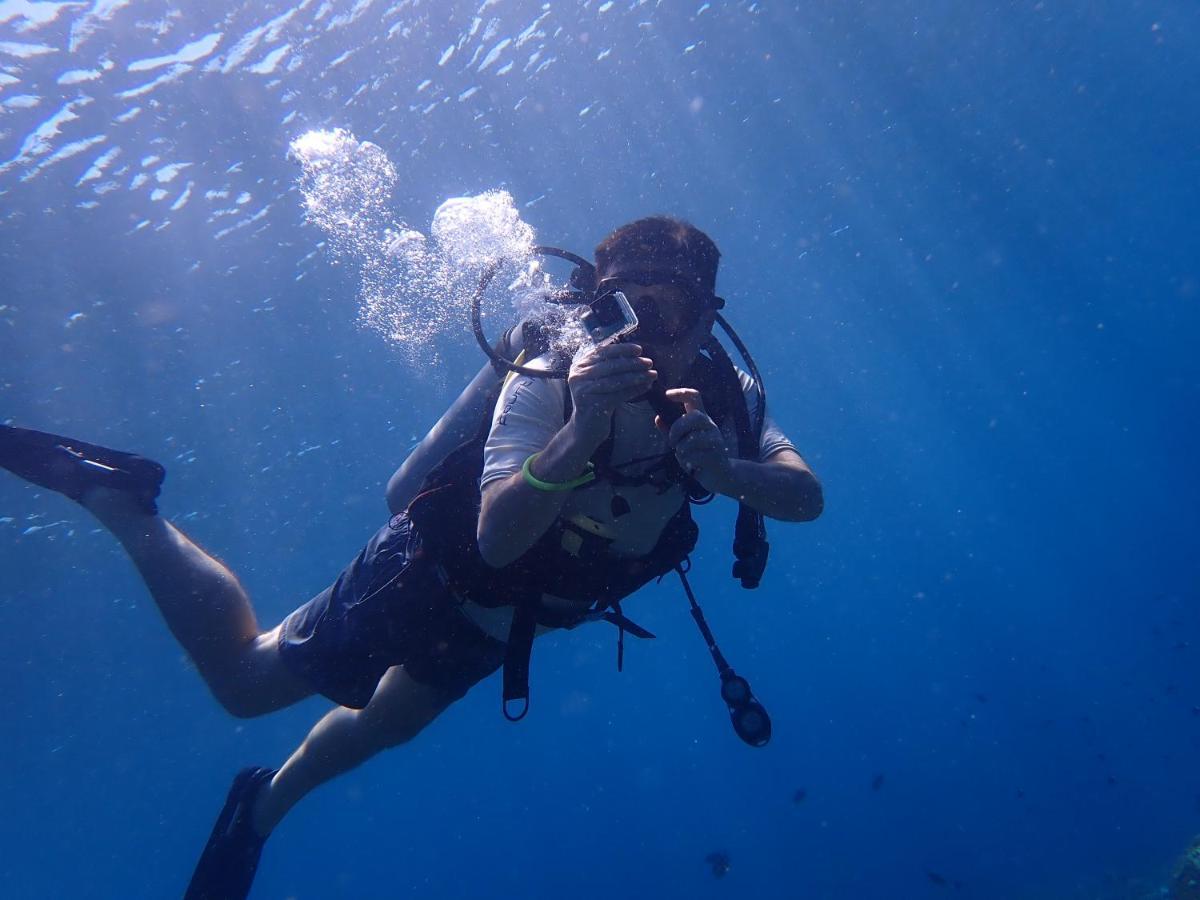 Palm Springs Bali Dive Resort Tulamben Kültér fotó